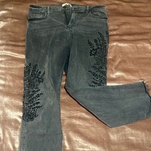 Embroidered Free people Black Denim Jeans size 31